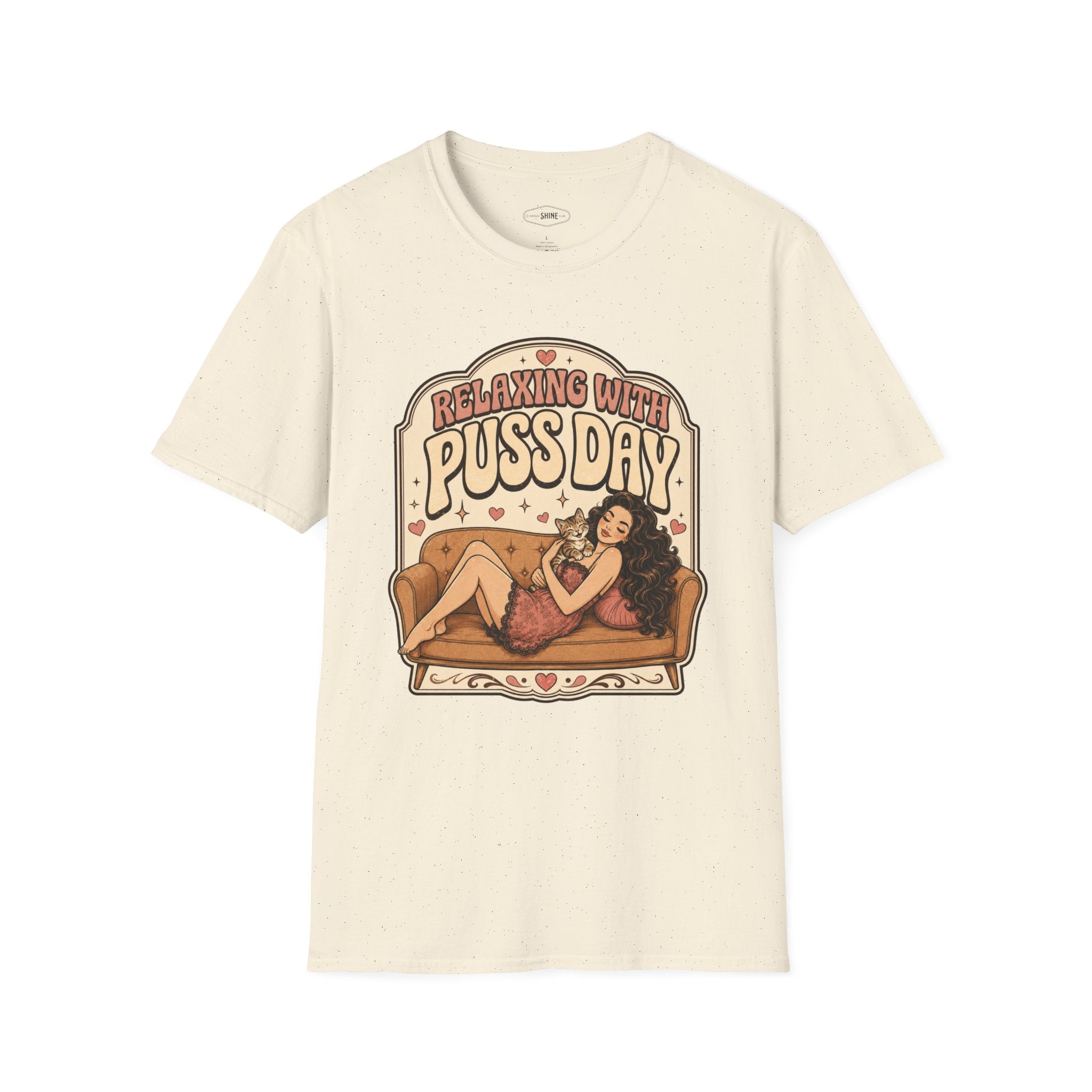 Relaxing With Puss Day T-Shirt Vintage Design