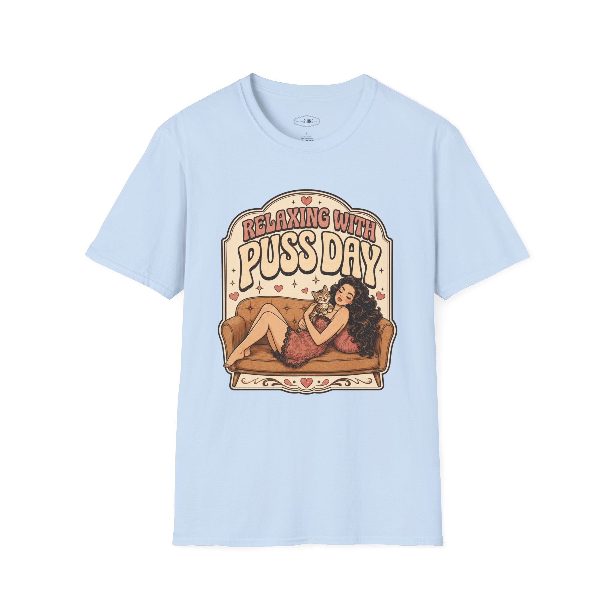 Relaxing With Puss Day T-Shirt Vintage Design