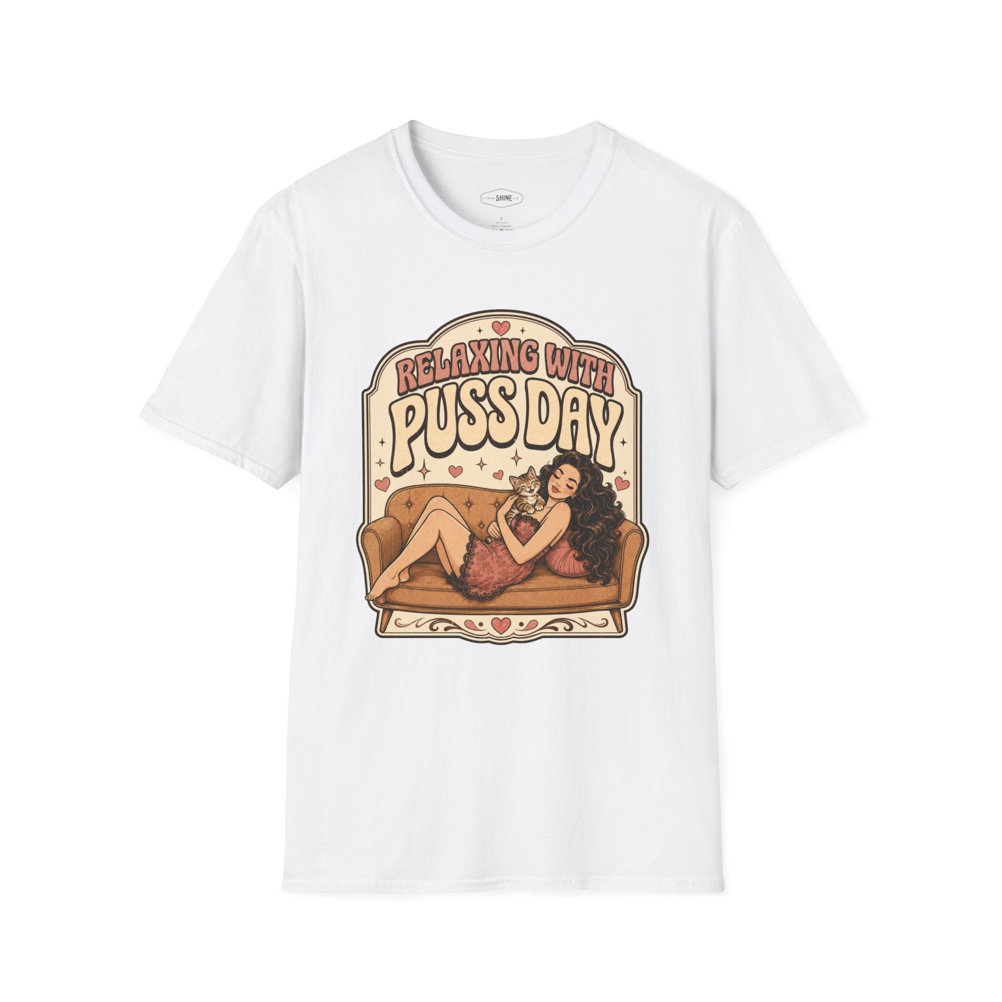 Relaxing With Puss Day T-Shirt Vintage Design