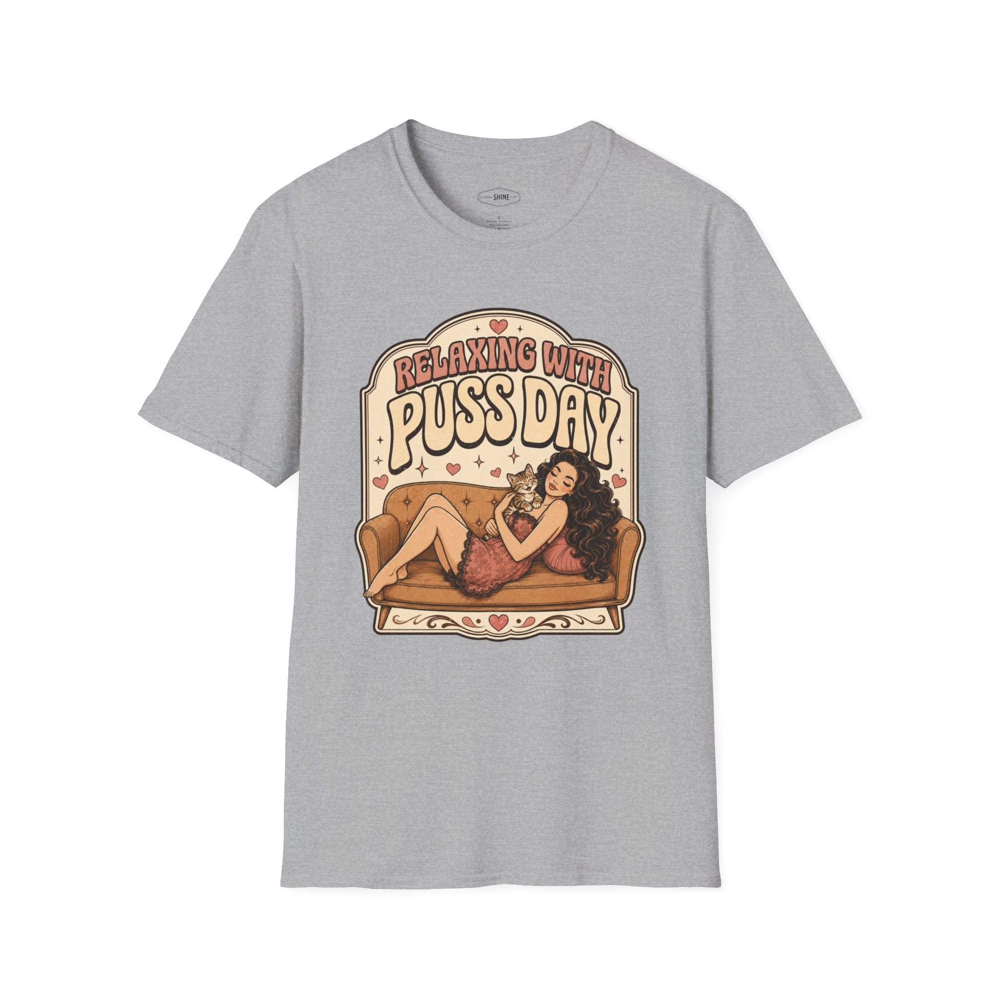Relaxing With Puss Day T-Shirt Vintage Design